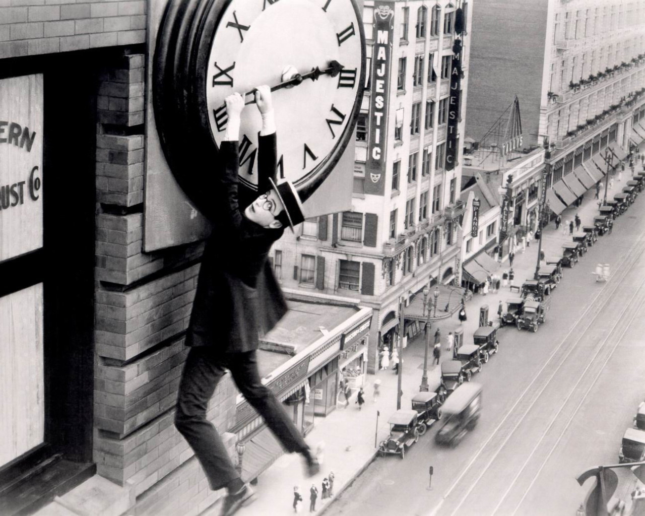 Harold Lloyd in Safety Last Harold Lloyd in Safety Last