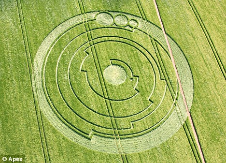 Barbury Castle crop circle