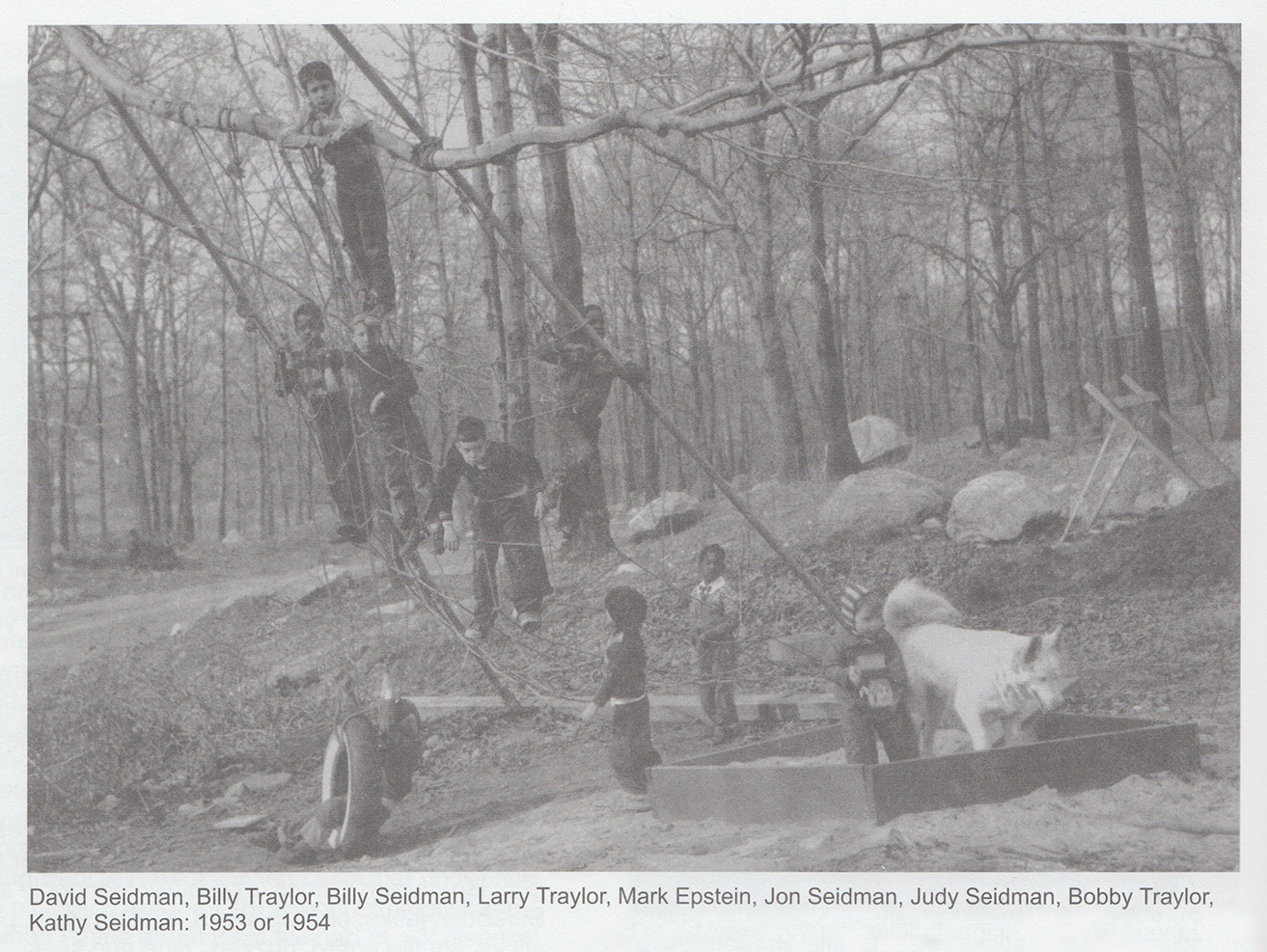 Village Creek: children playing, 1953 or 1954